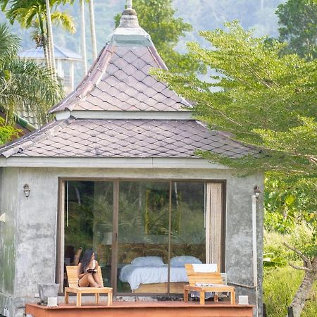 Anodard Phuket, Nai Yang Beach Thalang Esterno foto