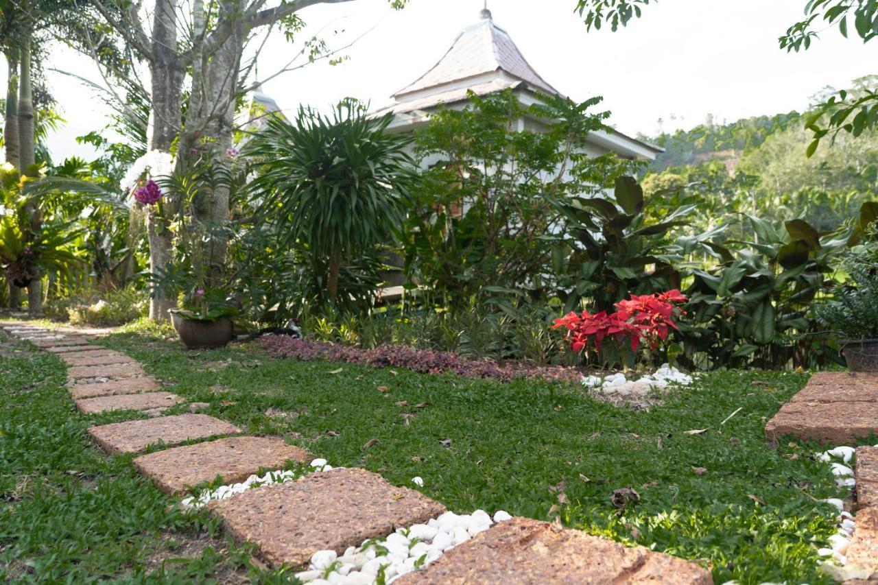 Anodard Phuket, Nai Yang Beach Thalang Esterno foto